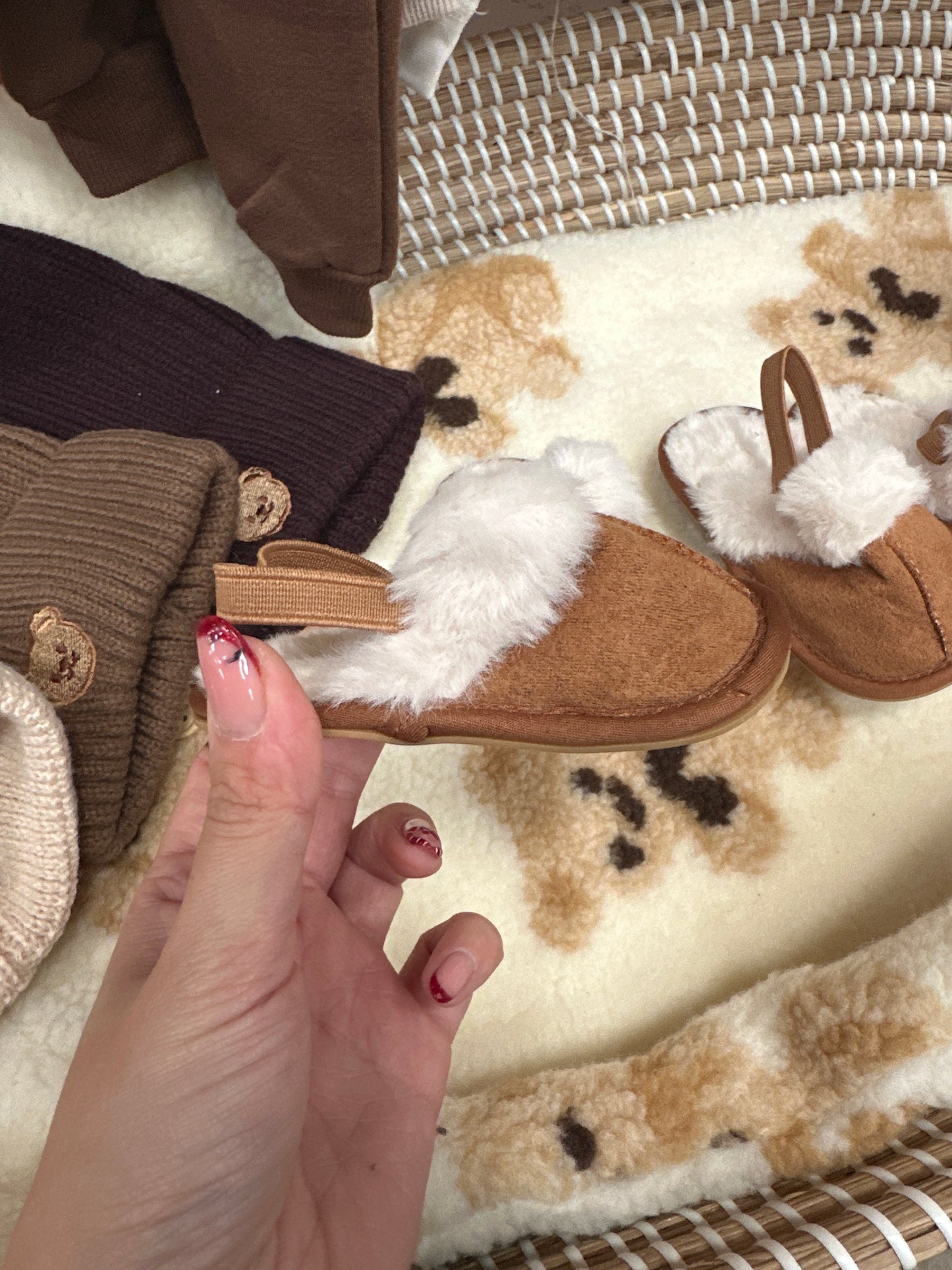 Little Baebe Slippers